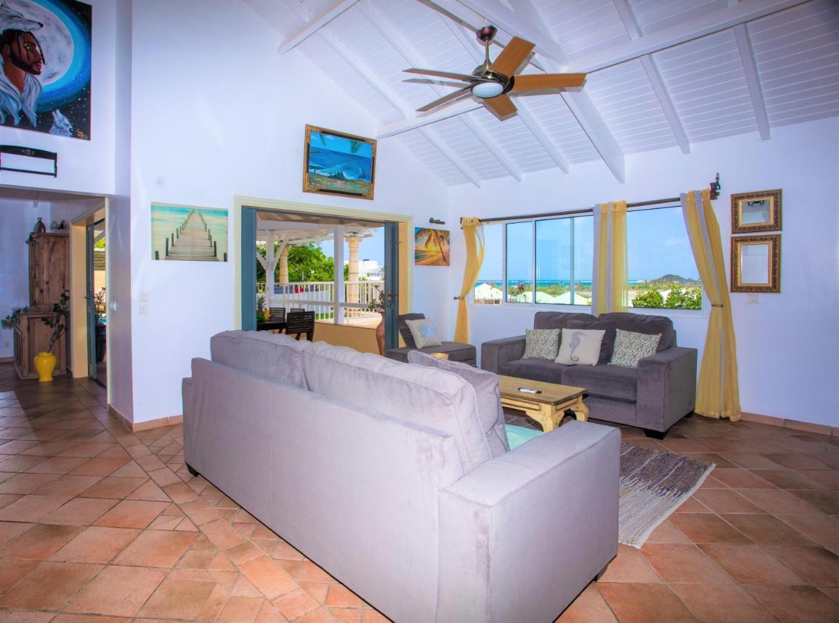 Spacious Villa With Ocean And Mountain View-4 Beds Cul de Sac Extérieur photo